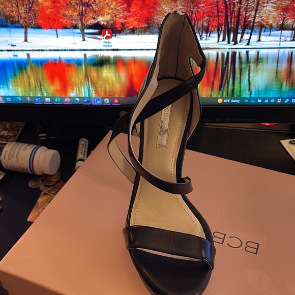 BCBGeneration Heels - Picture 4 of 4
